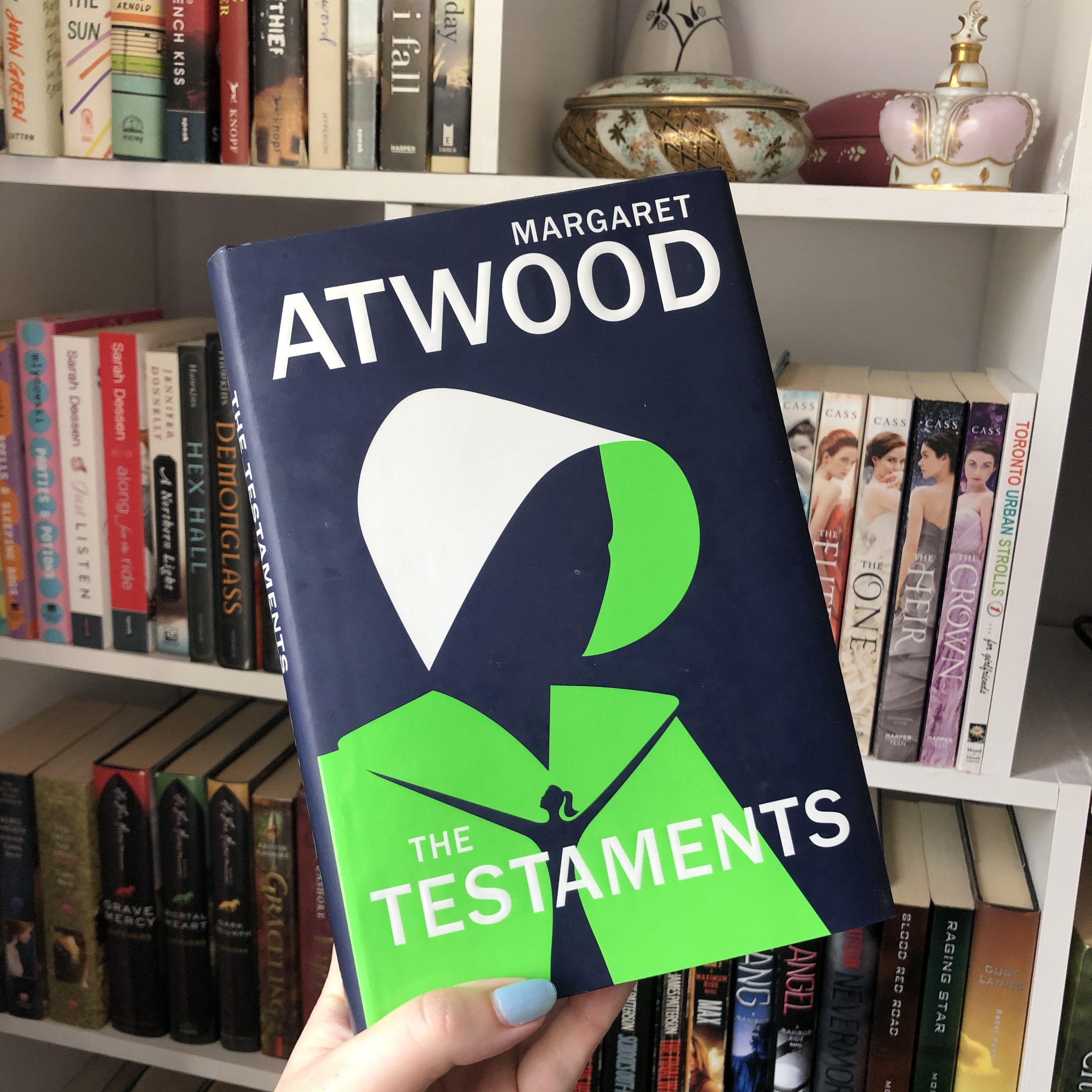 book review 007 1 (1)