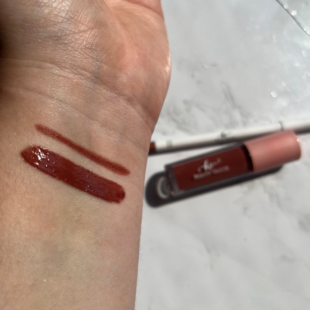 Beuty Vaulte lip gloss and lip liner